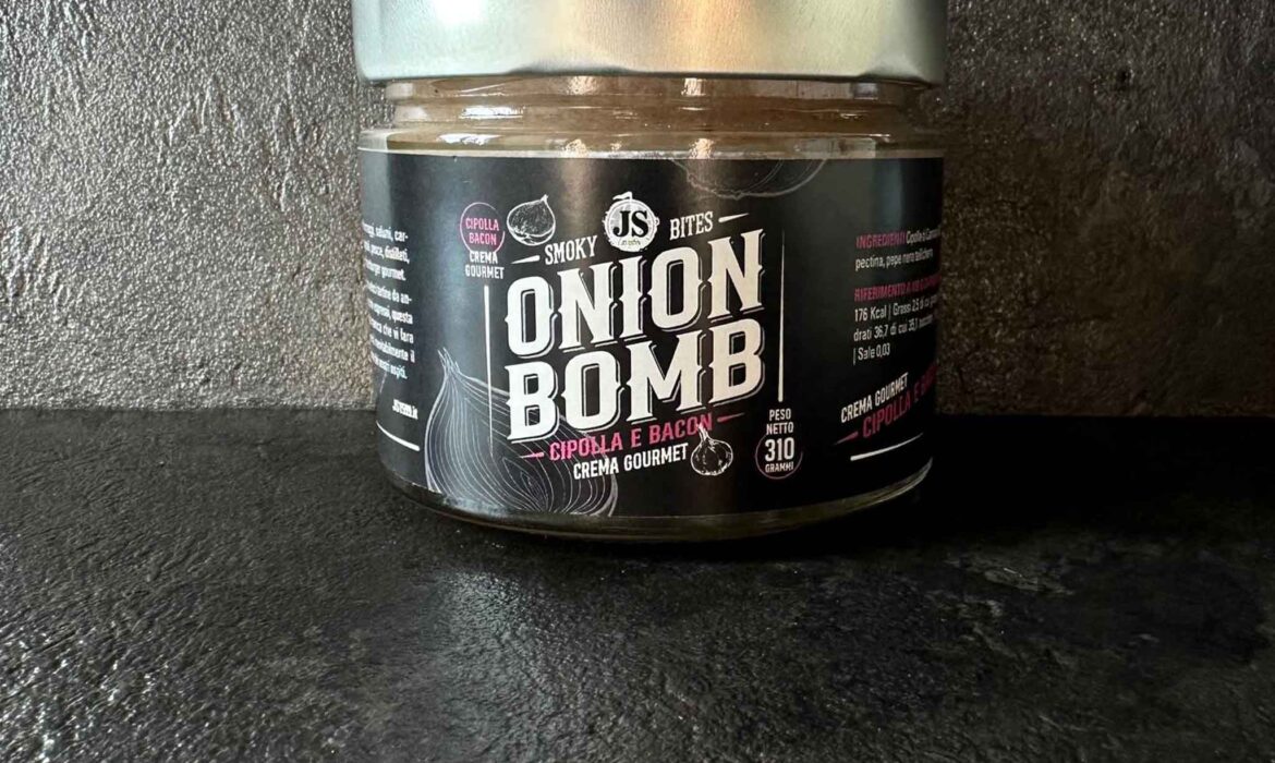 Smoky Bites Onion Bomb